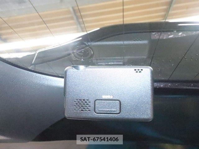 Honda e 2017-01 5879478-25