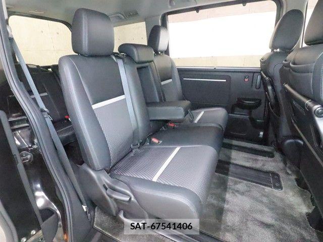 Honda e 2017-01 5879478-4