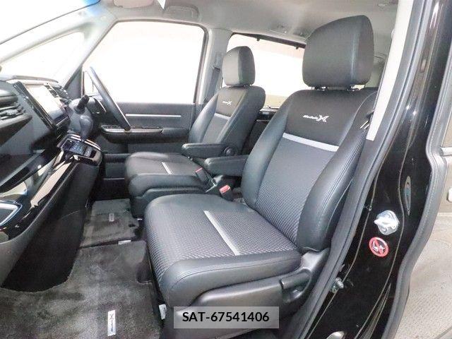 Honda e 2017-01 5879478-7