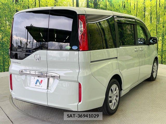 Honda e 2015-07 6019522-18