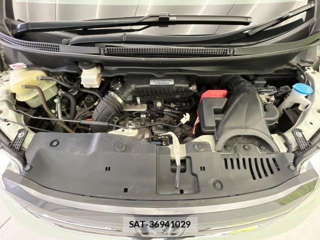 Honda e 2015-07 6019522-19