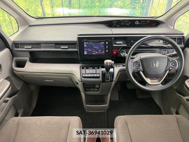 Honda e 2015-07 6019522-2