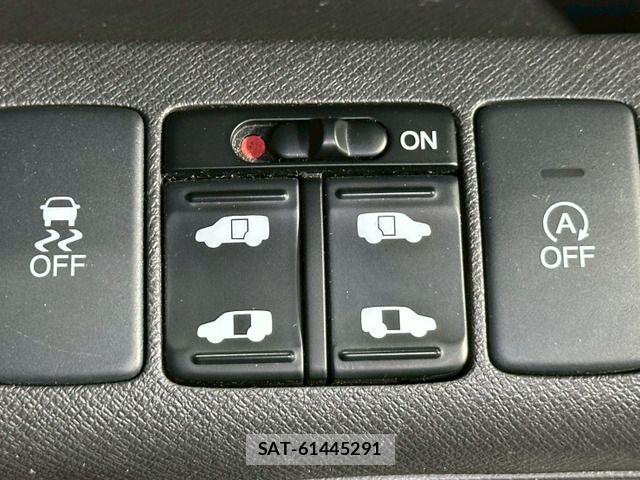 Honda e 2013-08 6219873-7
