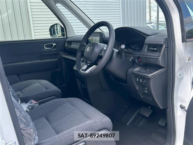 Honda e 2025-10 6503648-12