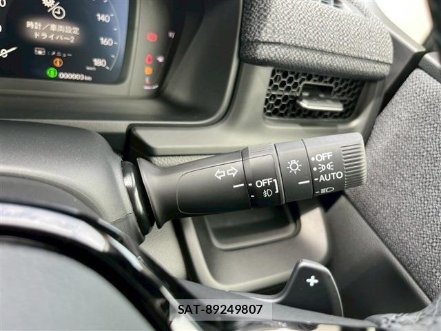 Honda e 2025-10 6503648-21
