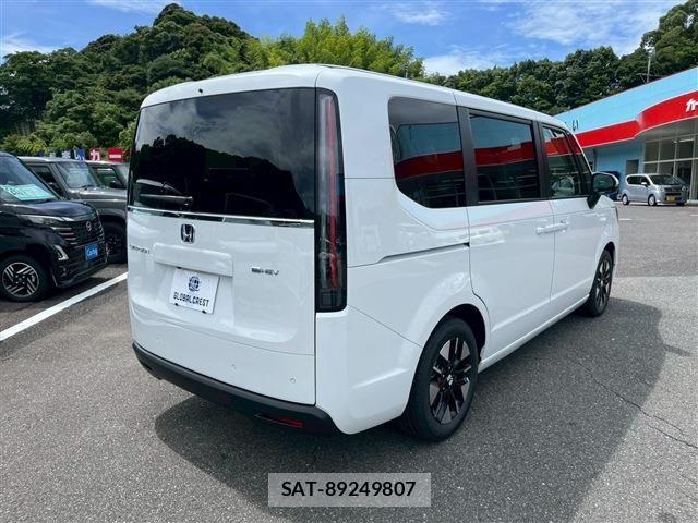 Honda e 2025-10 6503648-5