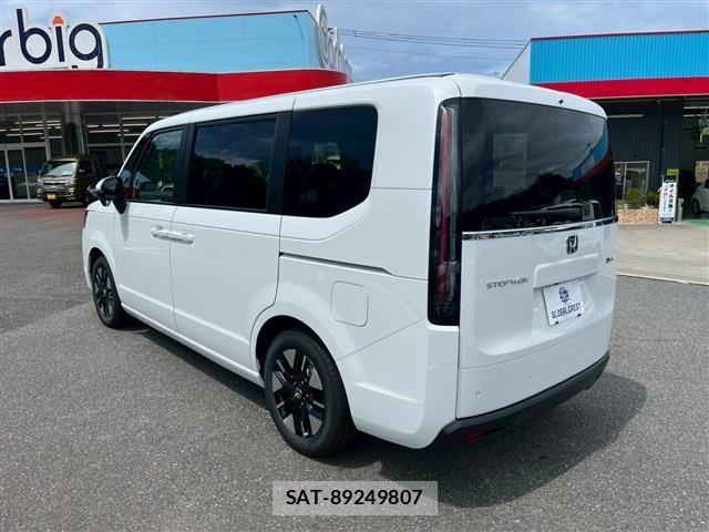 Honda e 2025-10 6503648-7