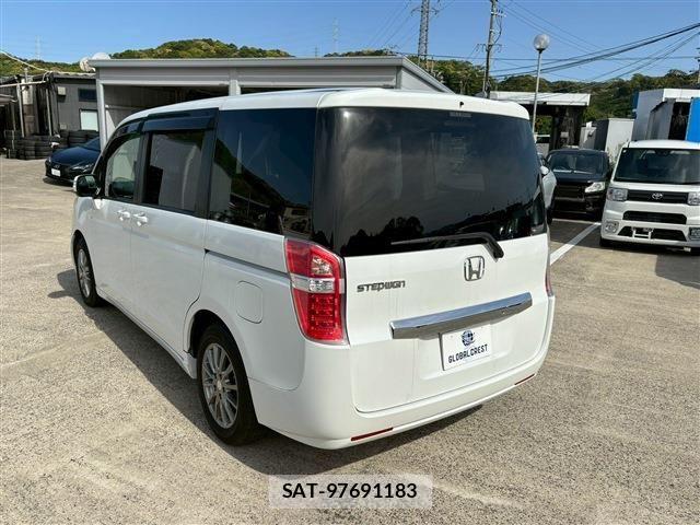 Honda e 2014-02 6615017-11