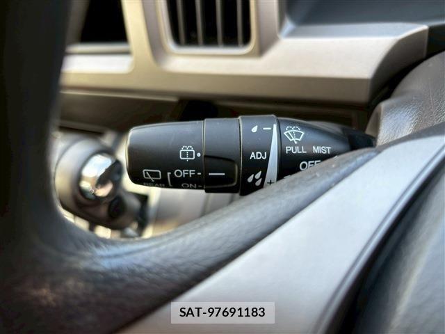 Honda e 2014-02 6615017-25