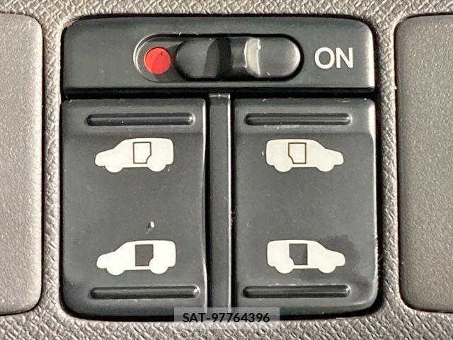 Honda e 2011-03 6615020-4