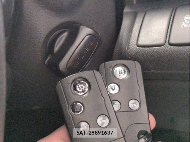 Honda e 2013-03 6615019-11