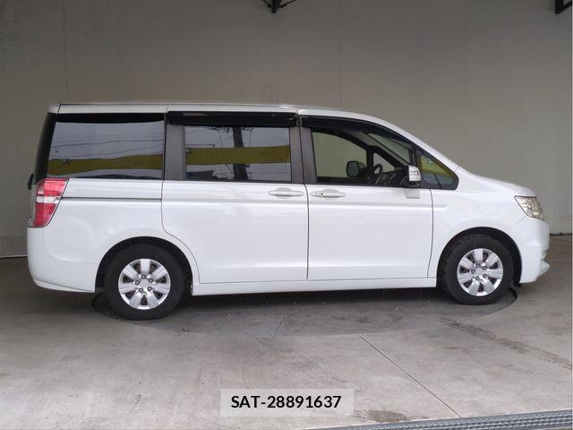 Honda e 2013-03 6615019-16
