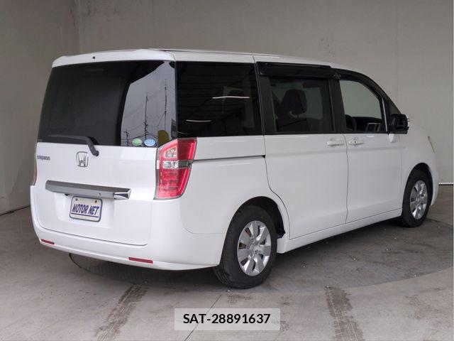 Honda e 2013-03 6615019-1