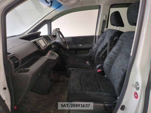 Honda e 2013-03 6615019-3