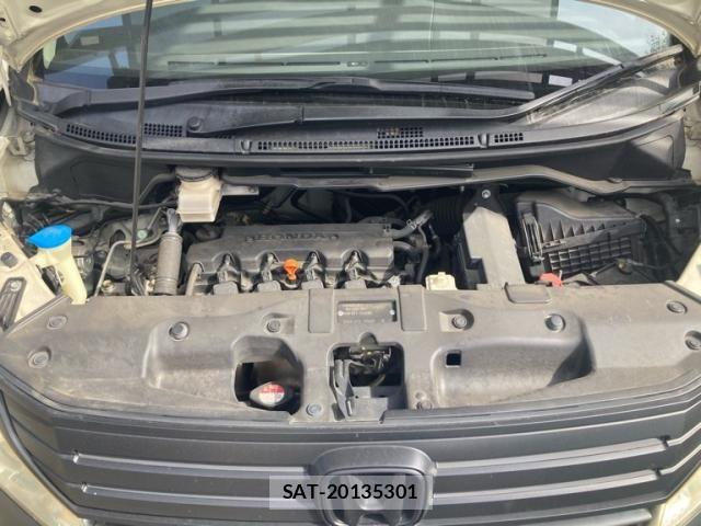 Honda e 2010-07 6673758-9