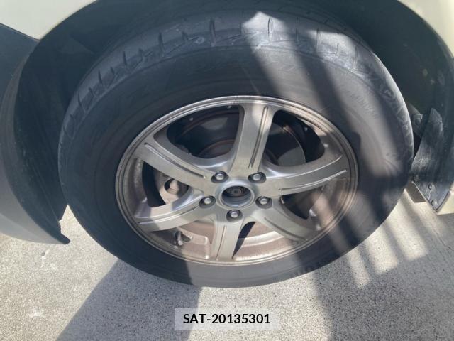 Honda e 2010-07 6673758-5
