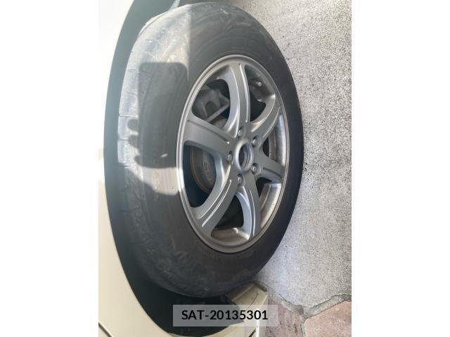 Honda e 2010-07 6673758-6