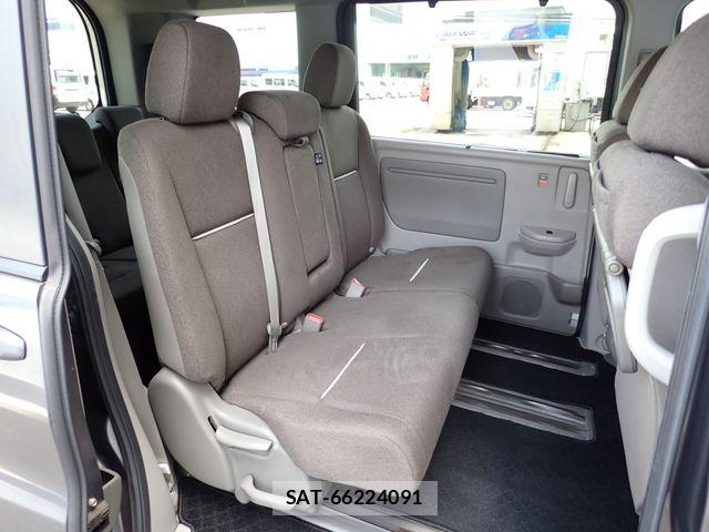 Honda e 2021-02 6673753-13