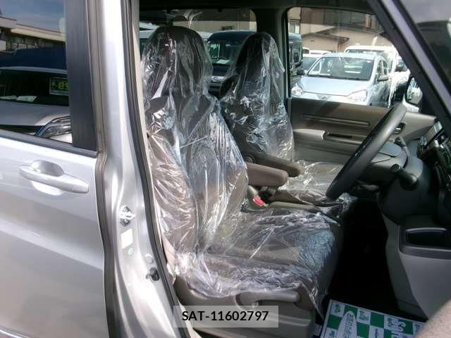 Honda e 2017-08 6678218-10