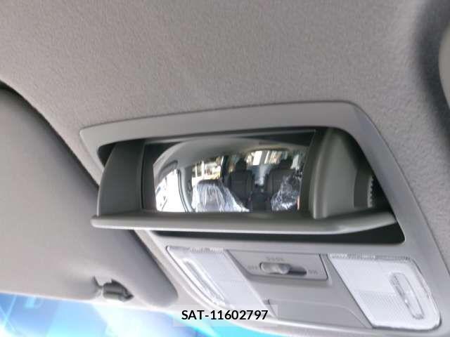 Honda e 2017-08 6678218-20