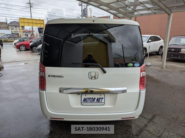 Honda e 2012-12 6678220-18