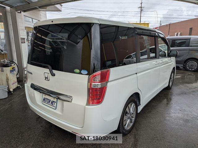 Honda e 2012-12 6678220-1