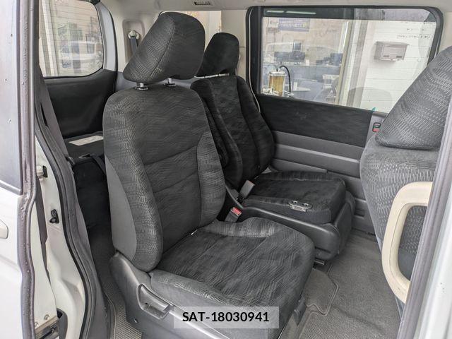Honda e 2012-12 6678220-25
