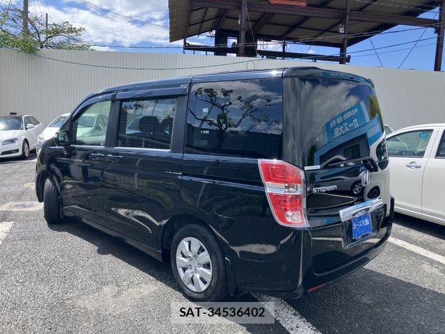 Honda e 2010-12 6717426-2