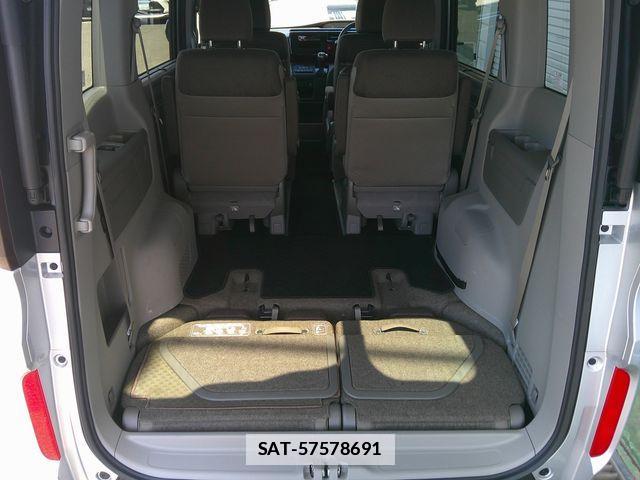 Honda e 2020-03 6753414-9