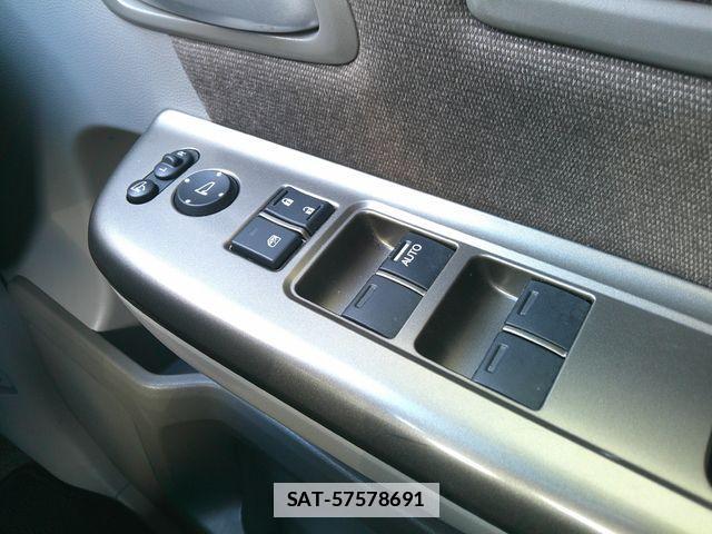 Honda e 2020-03 6753414-13