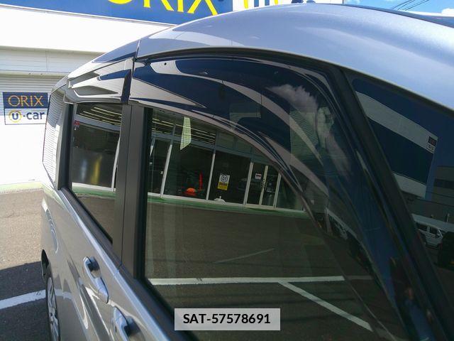 Honda e 2020-03 6753414-20