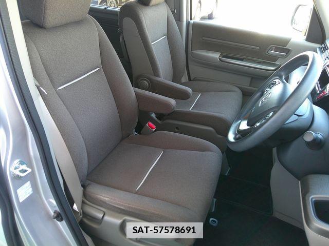Honda e 2020-03 6753414-5