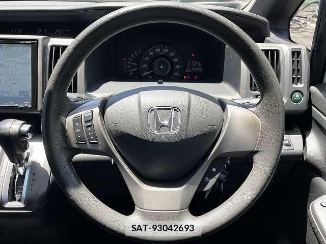 Honda e 2013-07 6753416-4