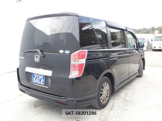 Honda e 2010-02 6791503-9