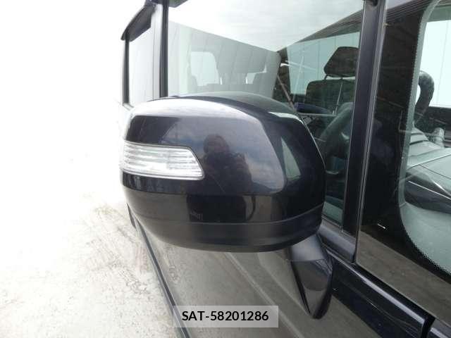 Honda e 2010-02 6791503-27