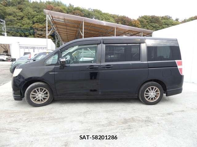 Honda e 2010-02 6791503-29