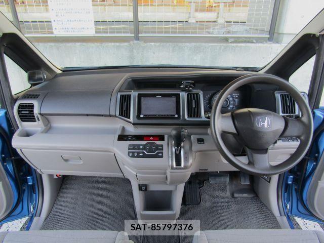 Honda e 2012-01 6791492-9