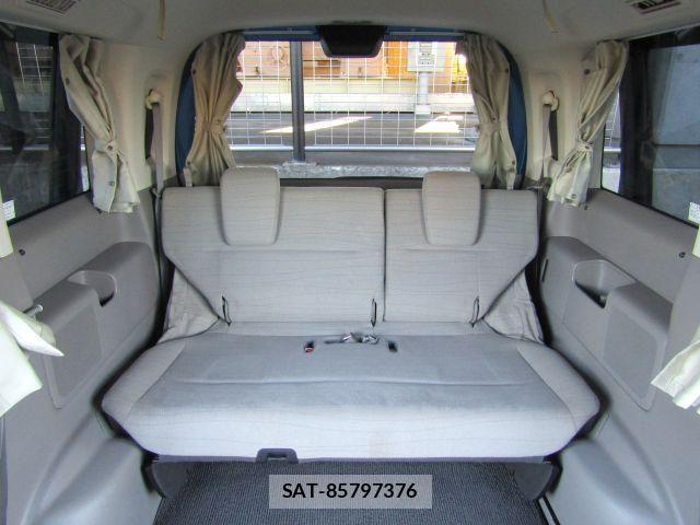 Honda e 2012-01 6791492-13