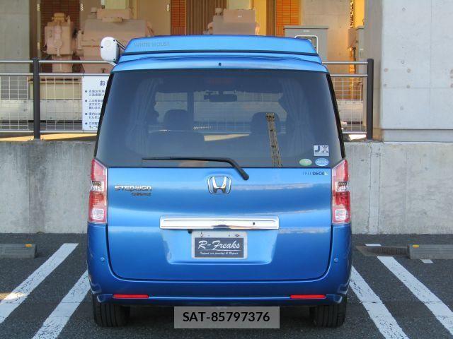 Honda e 2012-01 6791492-5
