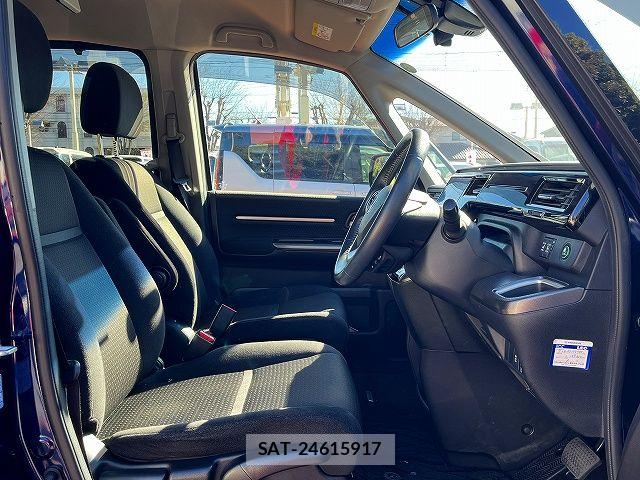 Honda e 2021-12 6791496-3