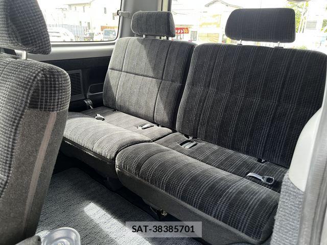 Honda e 2000-10 6791504-15
