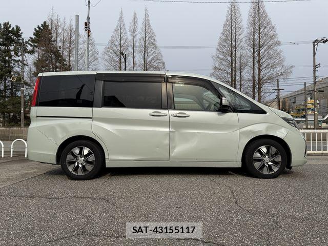 Honda e 2016-10 6817415-5