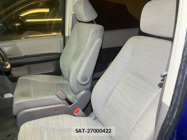 Honda e 2011-06 6913495-9