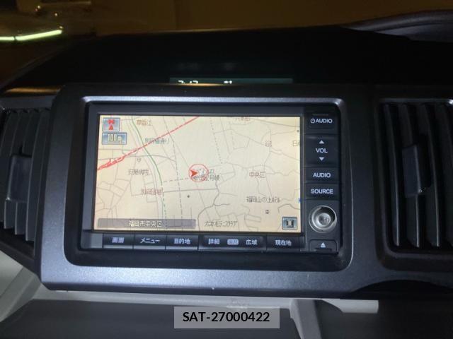 Honda e 2011-06 6913495-14
