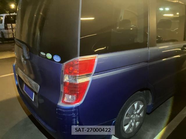Honda e 2011-06 6913495-1