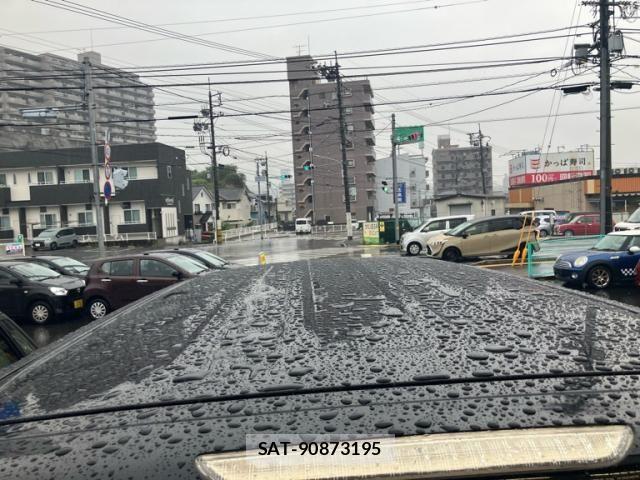 Honda e 2015-07 6913486-13