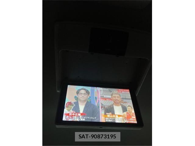 Honda e 2015-07 6913486-24