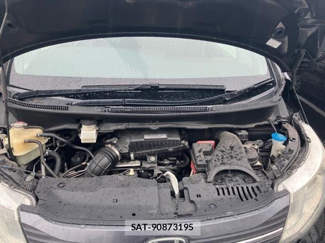 Honda e 2015-07 6913486-26