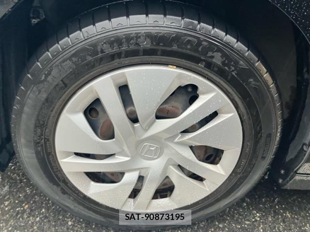 Honda e 2015-07 6913486-8