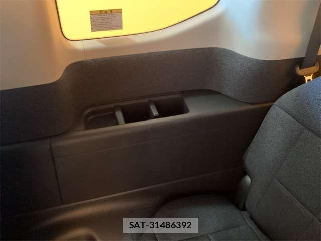 Honda e 2026-04 6913481-15